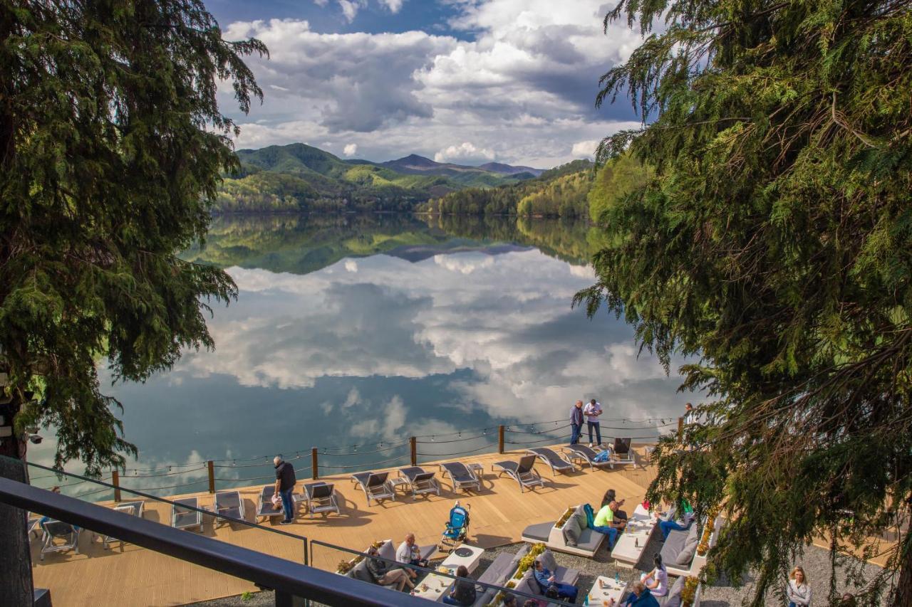 Adventure Lake Resort - Simared 巴亚马雷 外观 照片