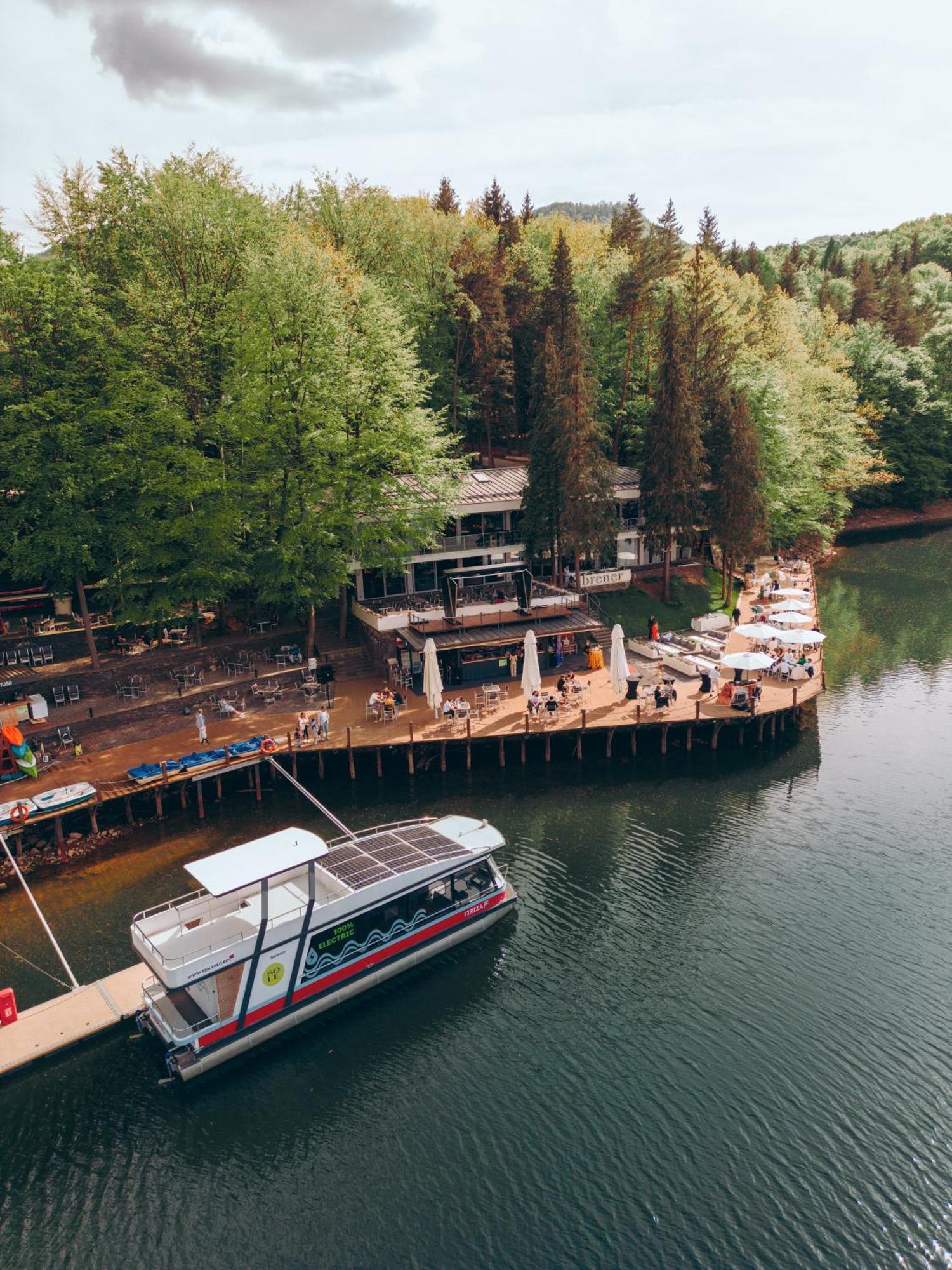 Adventure Lake Resort - Simared 巴亚马雷 外观 照片